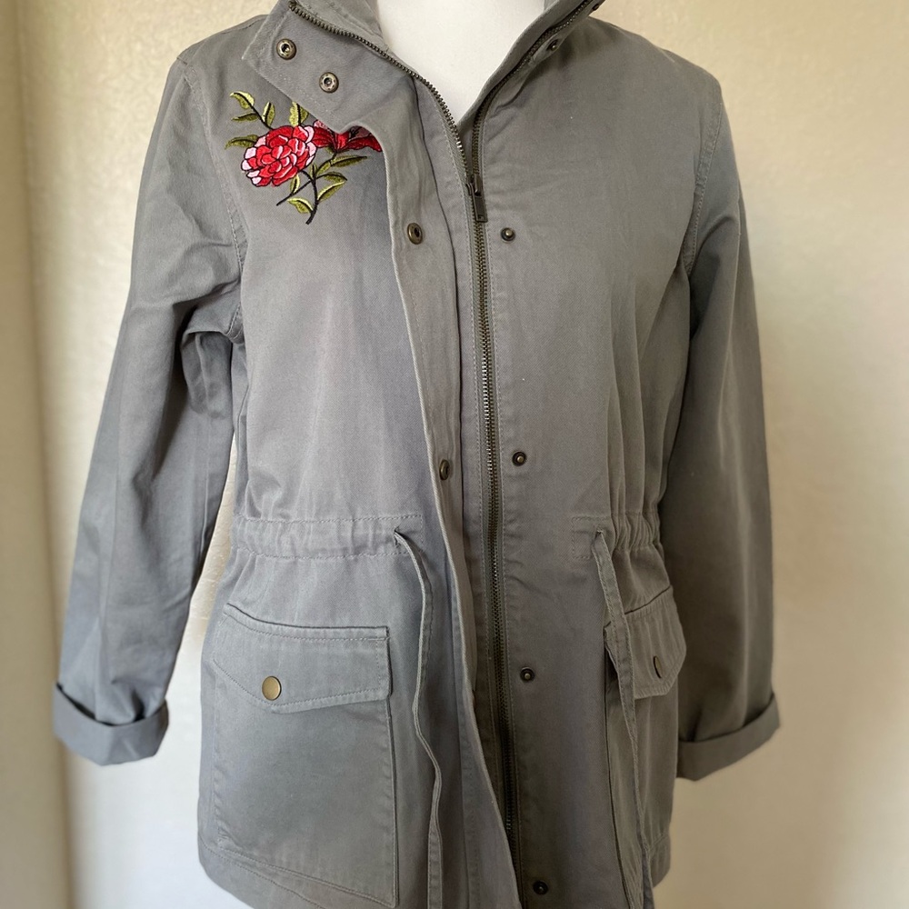 Jacket - Picture 4 of 5